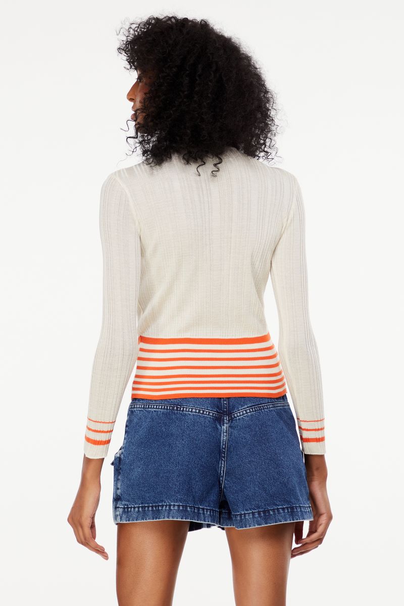78130125_0003_3-BLUSA-DE-MALHA-MANGA-CURTA-COM-SILK