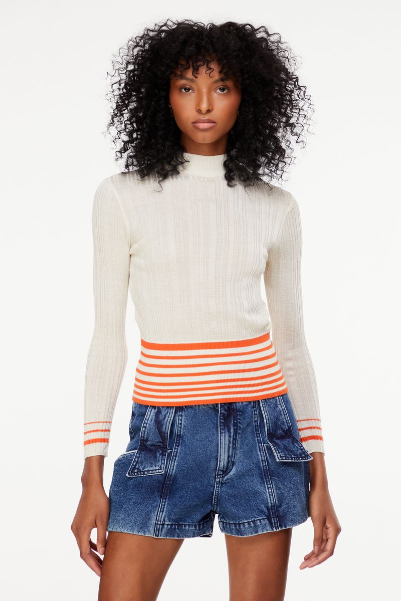 78130125_0003_4-BLUSA-DE-MALHA-MANGA-CURTA-COM-SILK