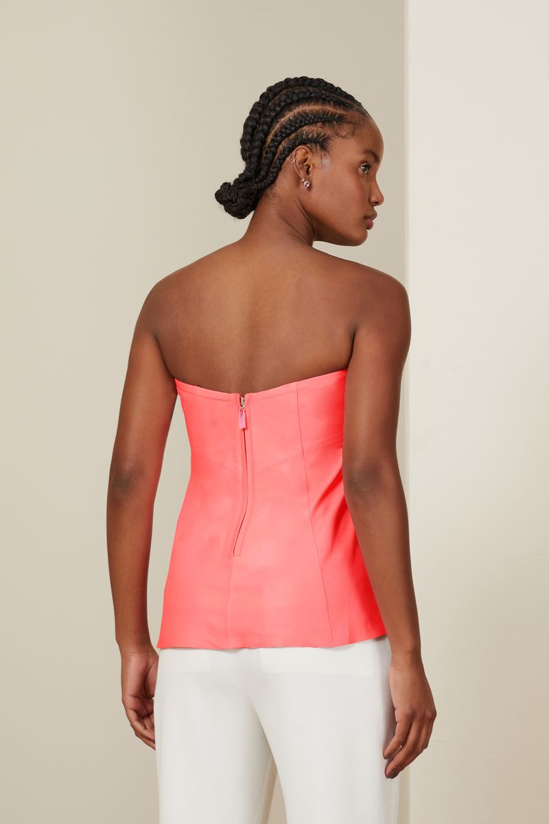 52133939_5201_3-TOP-DE-COURO-CHROMO-FREE-TOMARA-QUE-CAIA-ROSA