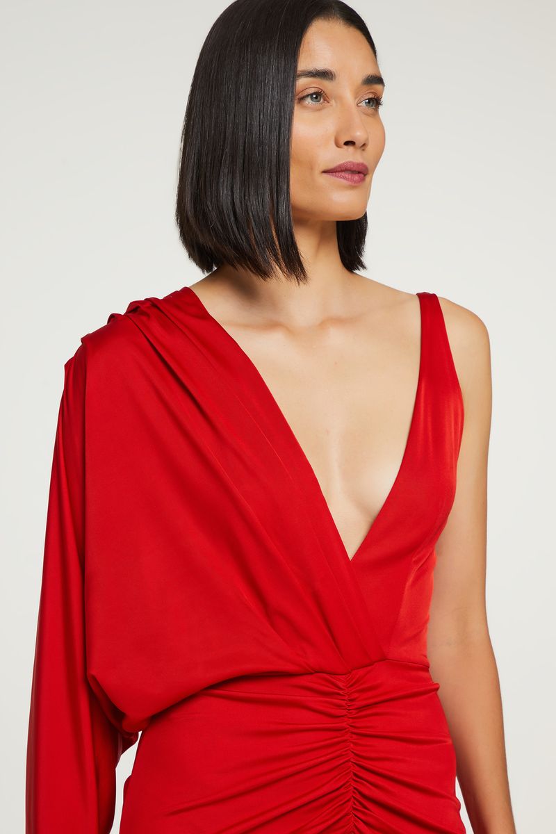 07204975_8259_4-VESTIDO-LONGO-VERMELHO-COM-UMA-MANGA-SO-E-DRAPEADO