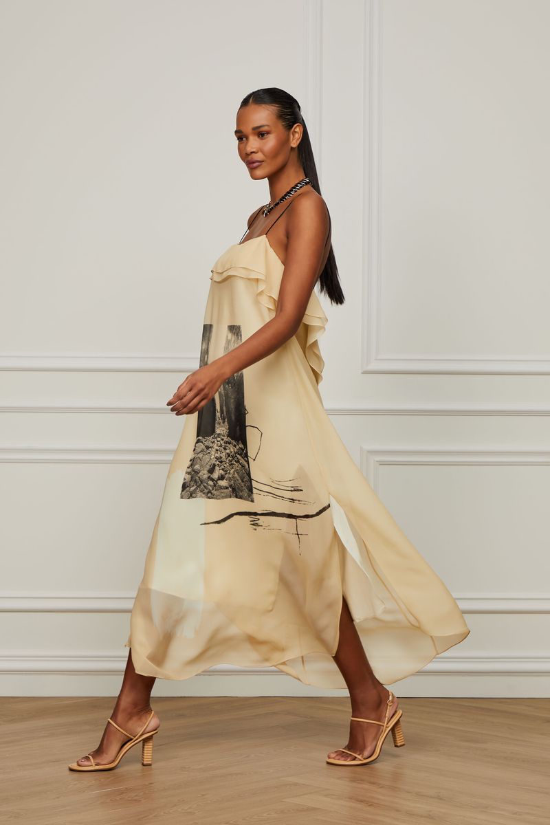 07205451_33065_1-VESTIDO-DE-GEORGETTE-LEVE-LONGUETE-DE-ALCA-ESTAMPADO-AMARRACAO-COSTAS