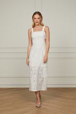 07205668_0024_1-VESTIDO-DE-RENDA-MIDI-OFF-WHITE-COM-RECORTES-LATERAIS