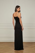 07205738_0005_3-VESTIDO-DE-MALHA-JERSEY-LONGO-COM-DETALHE-GORGURAO