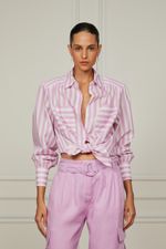 52051351_04531_2-CAMISA-LISTRADA-ROSA-BUQUE-COM-MANGA-LONGA-E-BOLSOS-FRONTAIS