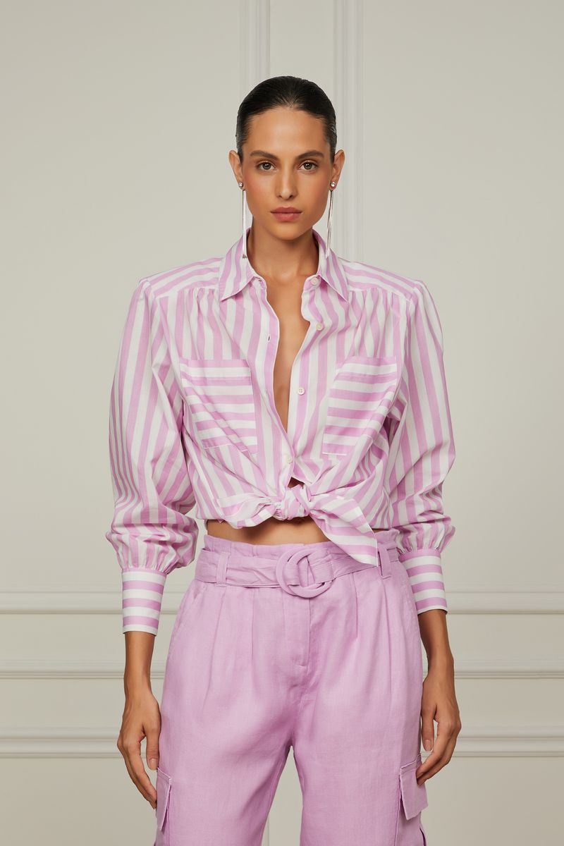 52051351_04531_2-CAMISA-LISTRADA-ROSA-BUQUE-COM-MANGA-LONGA-E-BOLSOS-FRONTAIS