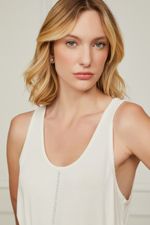 52151190_0003_4-REGATA-DE-MALHA-COM-DETALHE-HOTFIX-OFF-WHITE
