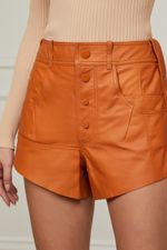 25053901_09031_4-SHORT-DE-COURO-CURTO-PESPONTADO