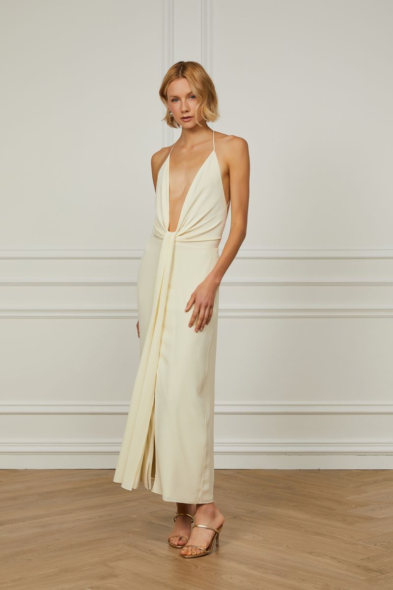 07205927_09041_1-VESTIDO-DE-SEDA-MIDI-BEGE-COM-DECOTE-PROFUNDO