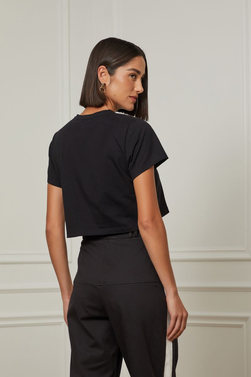 52051415_0005_3-CAMISETA-CROPPED