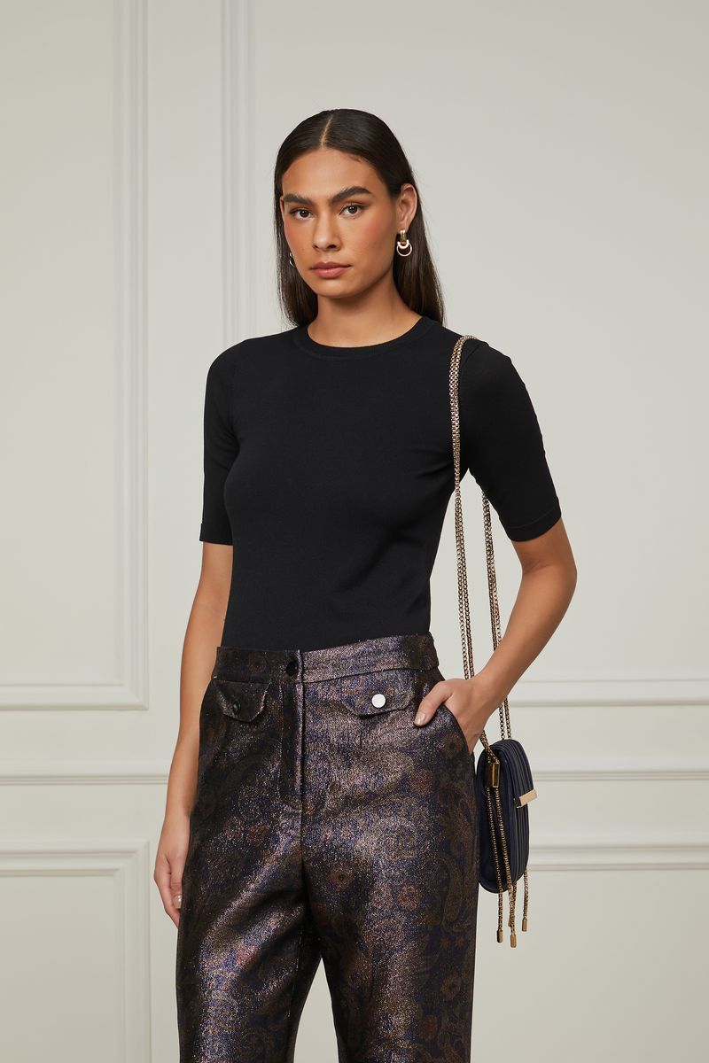 52060572_0005_1-BLUSA-TRICOT-T-SHIRT-BASICA-PRETO
