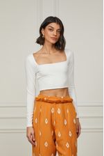 52135168_0003_1-BLUSA-BAILARINA--VARIANTES-OFF-WHITE-E-P