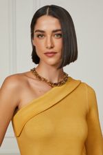 52135114_03356_4-BLUSA-DE-MALHA-UM-OMBRO-SO-COM-DOBRA-NO-DECOTE