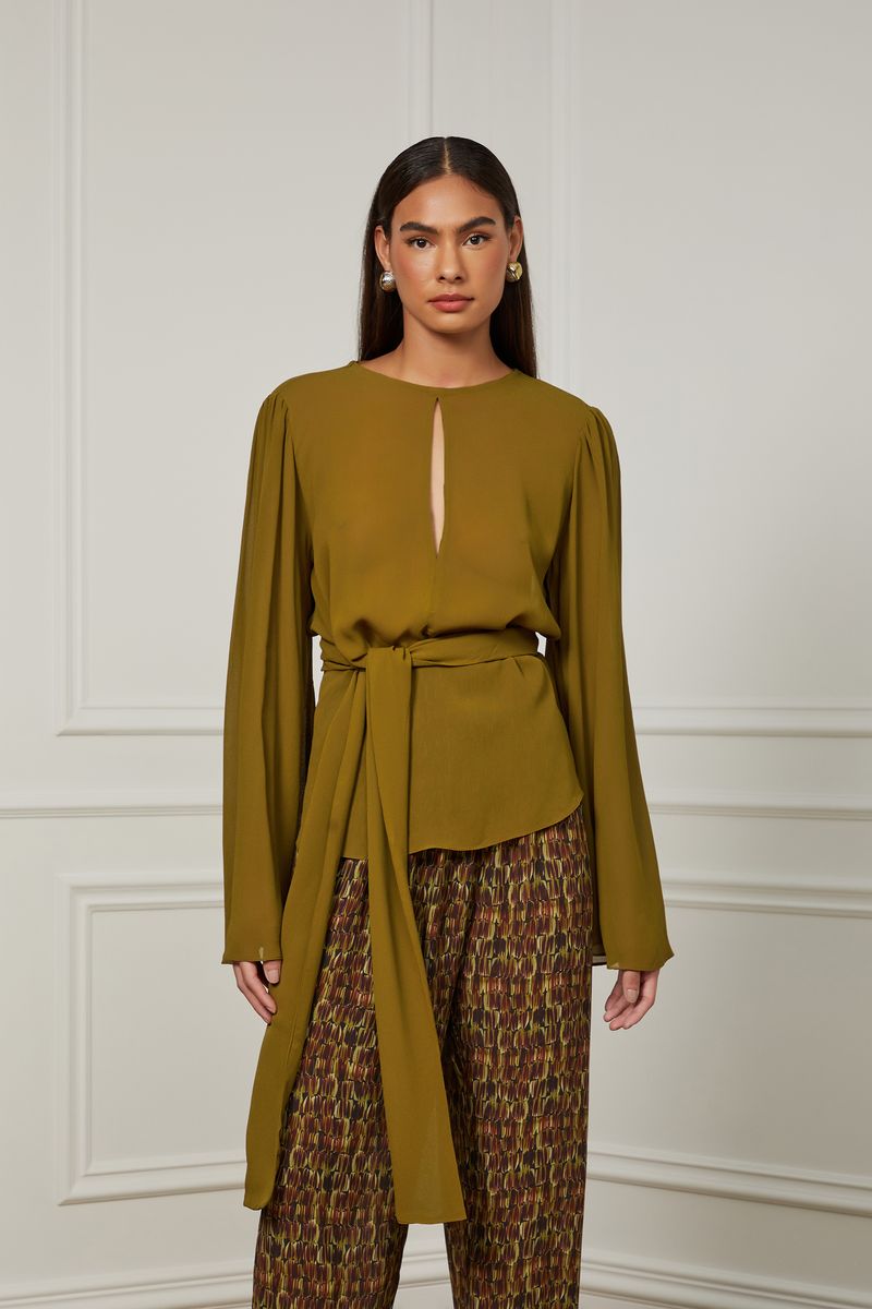 52134954_09036_1-BLUSA-DE-MANGA-LONGA-DETALHE-GOTA-NO-DECOTE-AMARACAO-VERDE