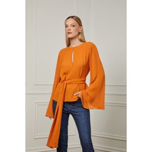 Blusa De Manga Comprida e Detalhe Gota No Decote Amarração Caramelo