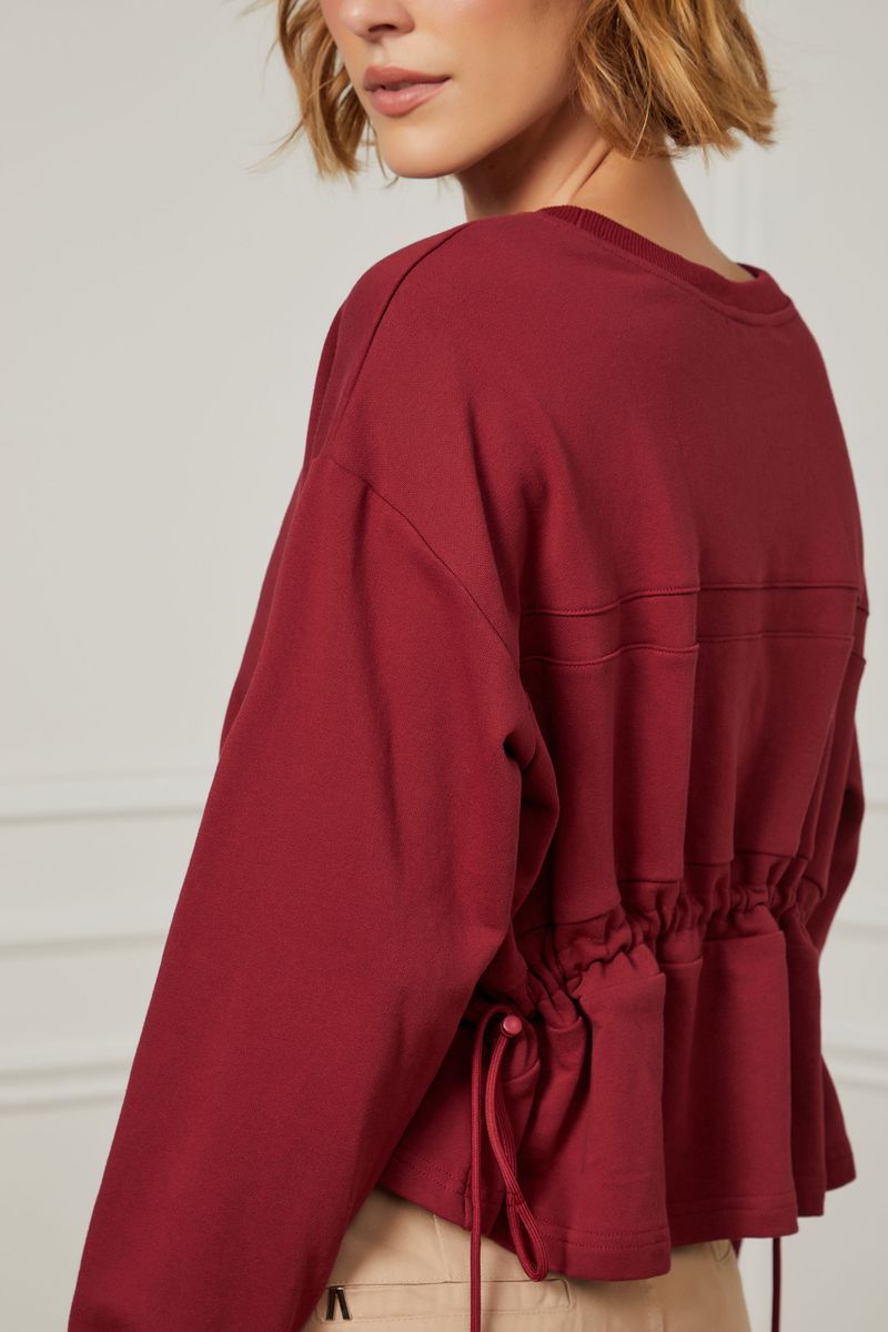 52134857_0603_4-BLUSA-DE-MOLETOM-COM-DETALHE-DE-STOPPER-NAS-COSTAS