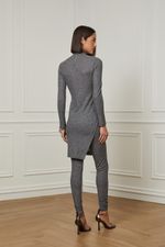 25341454_0010_3-CALCA-LEGGING-DE-MALHA-CANELADA-BRILHO-SILVER