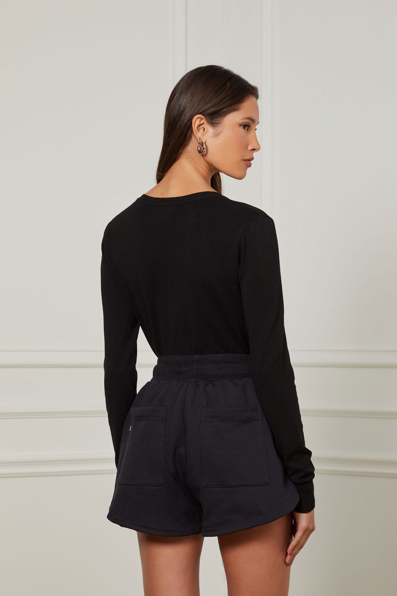 25111095_0005_3-SHORT-DE-MALHA-PRETA-COM-MIX-DE-MOLETOM-E-FUR
