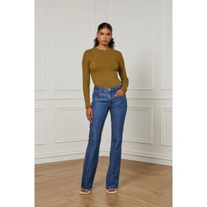 Calça Jeans Boot Cut Com Recortes