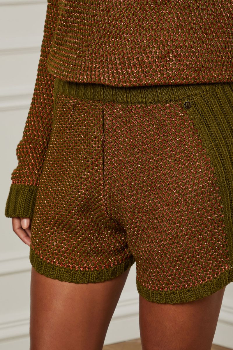25053930_0300_4-SHORT-DE-TRICOT-COM-LUREX-COBRE
