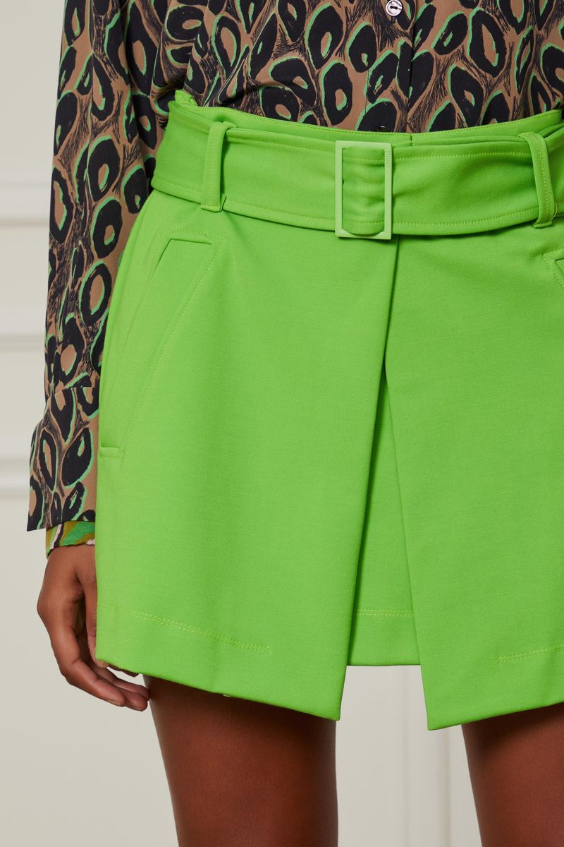 25053545_04340_4-SHORT-SAIA-DE-MALHA-VERDE-JASMINE