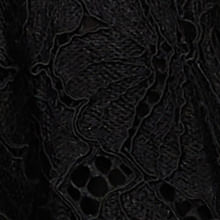 07205963_0005_10-VESTIDO-DE-RENDA-CURTO-PRETO-DE-ALCA