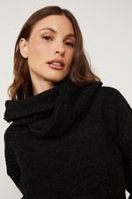 03071372_0005_4-CASACO-DE-TRICOT-COM-GOLA-PLUS-E-DETALHE-PAETE-PRETO