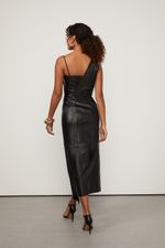 07205868_0005_3-VESTIDO-DE-COURO-MIDI-ASSIMETRICO-COM-DRAPEADO