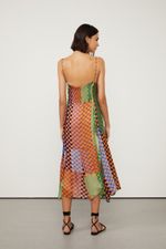 07206580_09566_3-VESTIDO-DE-GEORGETTE-LEVE-MIDI-FLUIDO-ESTAMPADO-BABADOS