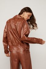 03011476_09032_3-JAQUETA-DE-COURO-OVERSIZED-COM-BOTOES