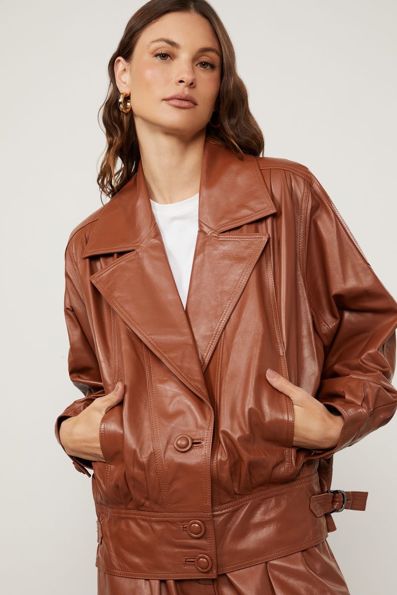 03011476_09032_4-JAQUETA-DE-COURO-OVERSIZED-COM-BOTOES