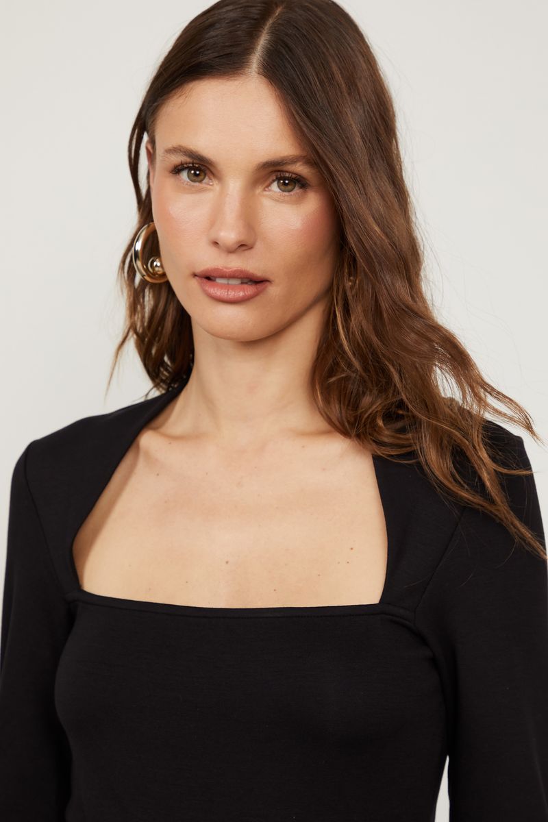 52134820_0005_2-BLUSA-DE-MALHA-MANGA-LONGA-COM-DECOTE-TRAPEZIO