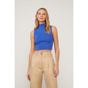 Regata De Tricot Azul Com Gola Alta Básico