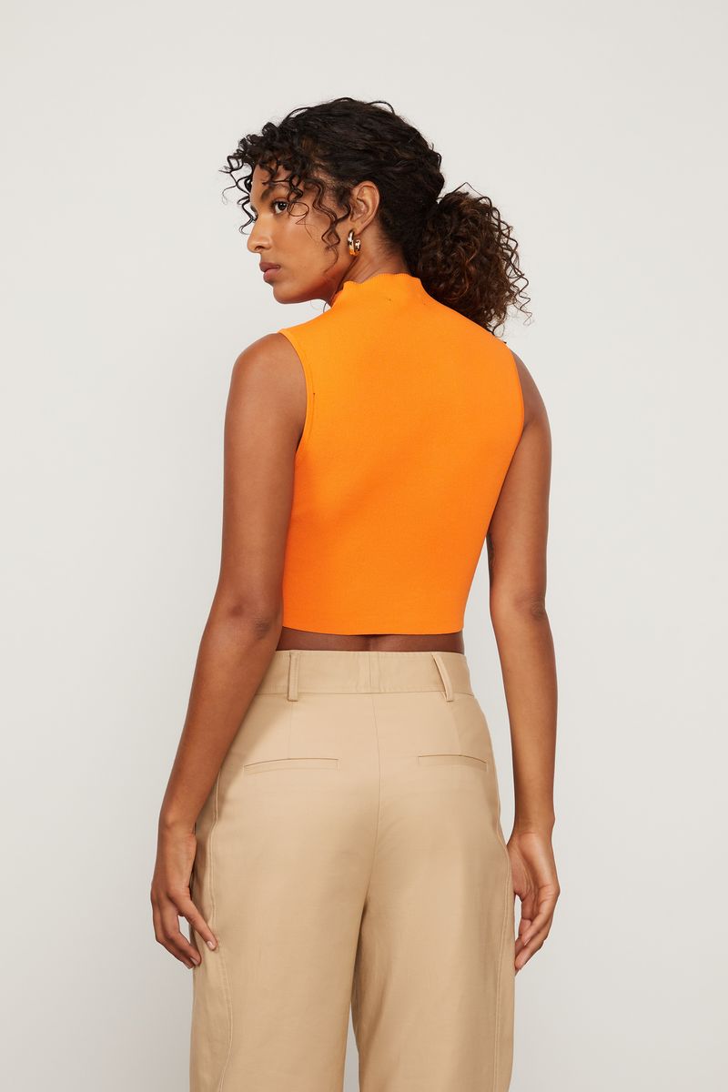 52135346_09249_3-REGATA-DE-TRICOT-LARANJA-COM-GOLA-ALTA-BASICO