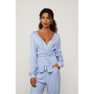 Blusa Jacquard Manga Longa Azul Frente Torcida
