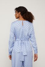 52135424_04501_3-BLUSA-JACQUARD-MANGA-LONGA-AZUL-FRENTE-TORCIDA
