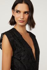 52390302_0005_4-BODY-BLUSE