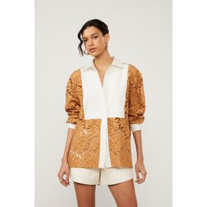 Camisa De Renda Marrom Nozes Com Recorte