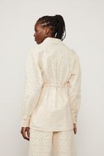 52051538_0800_3-CAMISA-BEGE-MADEIRA-COM-BOLSO-FRONTAL