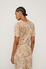 52060699_09621_3-T-SHIRT-DE-MALHA-ESTAMPADA-COM-DECOTE-V