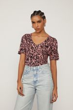 52060700_09558_1-T-SHIRT-DE-MALHA-ESTAMPADA-COM-DECOTE-V