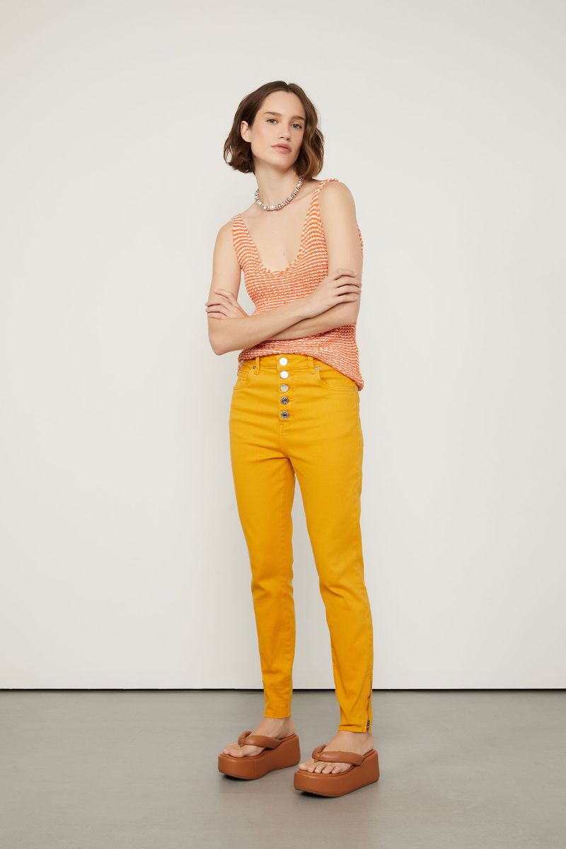 25341792_0004_1-CALCA-SARJA-SKINNY-BASIC-HIGH-COM-BOTAO-VISTA