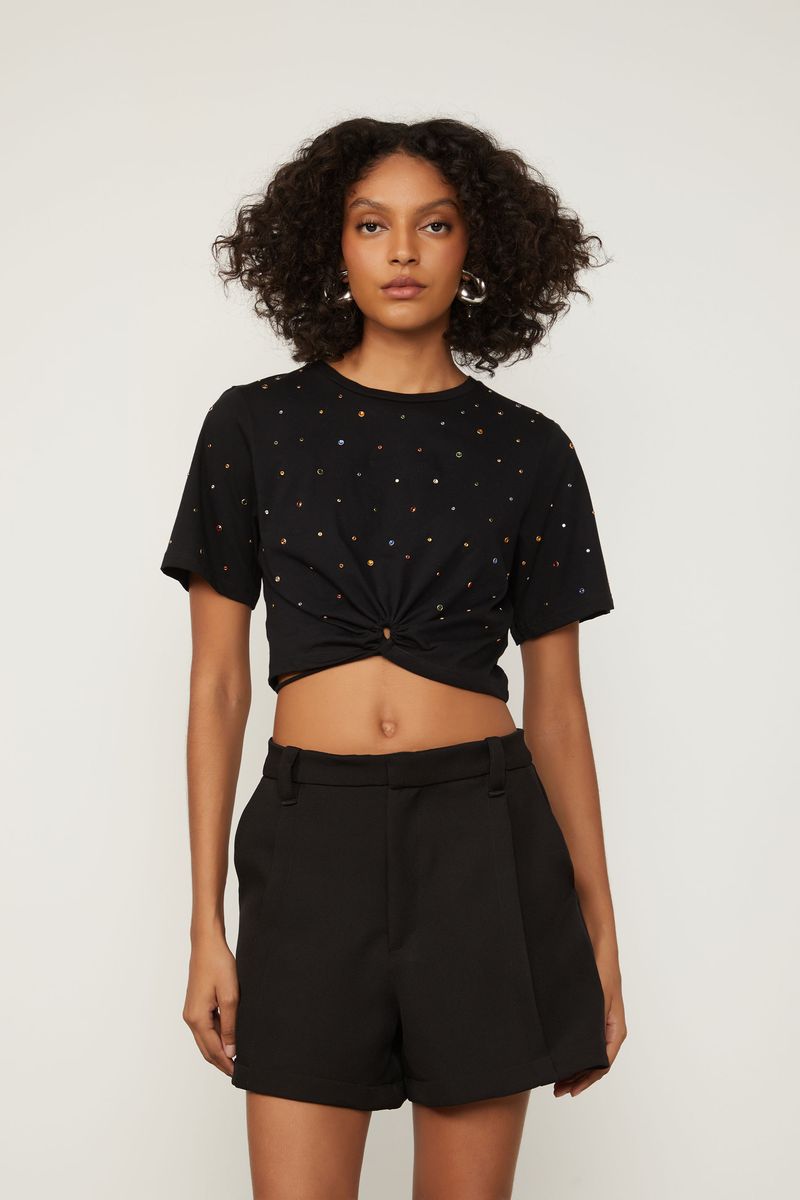 25054091_0005_4-SHORTS-COM-FRISOS