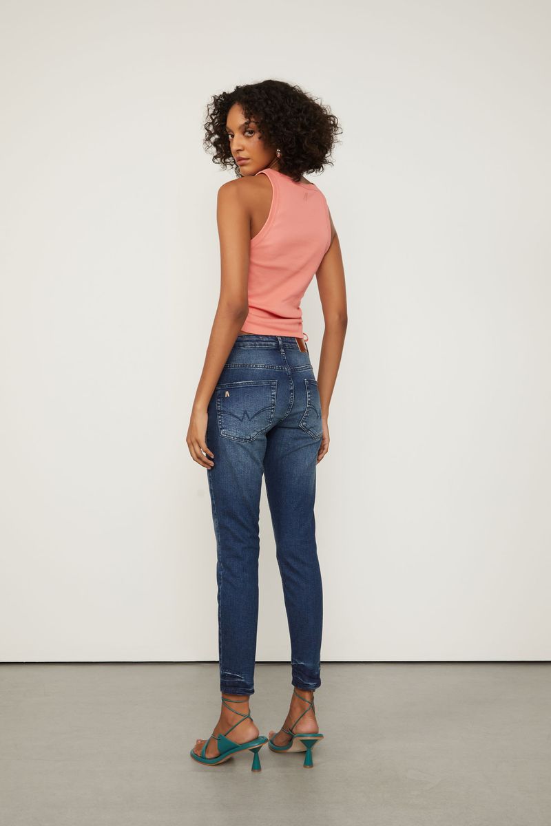 25341857_0105_3-CALCA-JEANS-SKINNY-BASIC-MIDI-MARCACAO-NA-BARRA