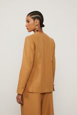 03040478_6048_3-BLAZER-ALONGADO-MARROM-NOZES-SEM-LAPELA