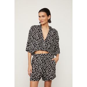 Camisa Cropped Polo Ampla Decote v Estampada
