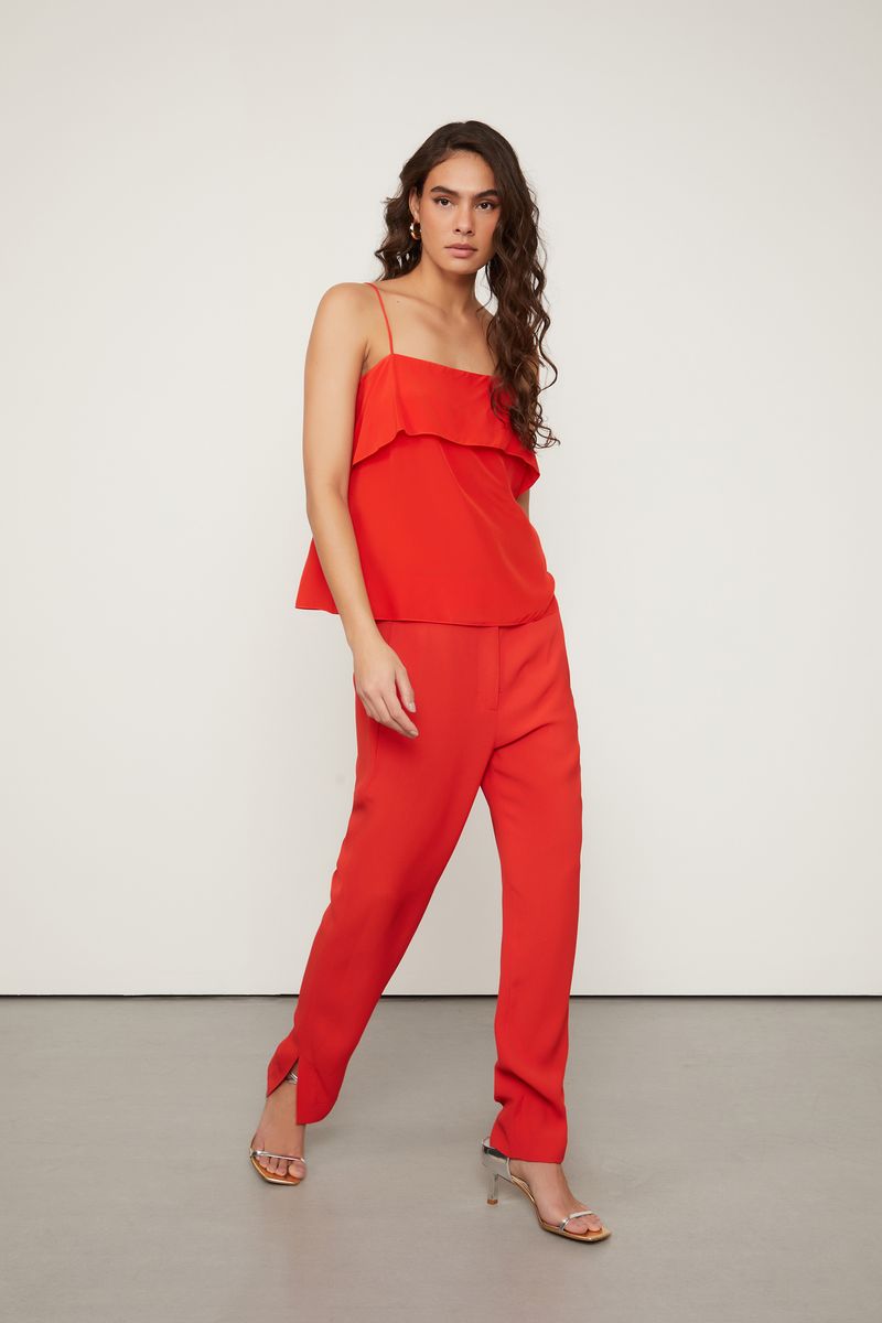 52135395_8259_2-BLUSA-DE-SEDA-VERMELHA-COM-DECOTE-DE-BABADO