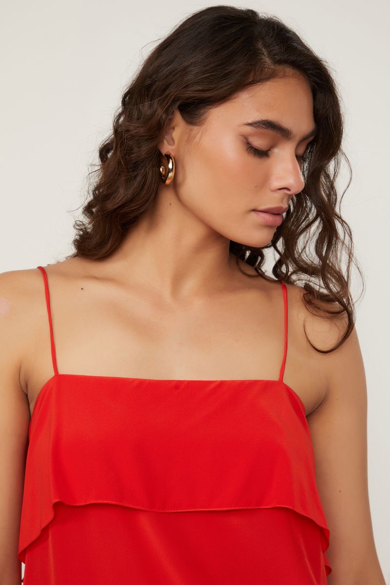 52135395_8259_4-BLUSA-DE-SEDA-VERMELHA-COM-DECOTE-DE-BABADO
