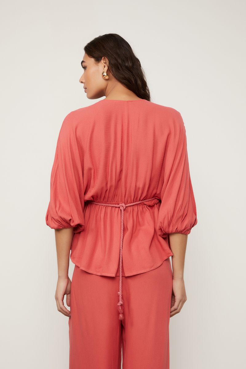52135406_09050_3-BATA-DE-VISCOSE-MAQUINETADA-MANGA-MORCEGO-DETALHE-CORDA-AMARRACAO-VERMELHA