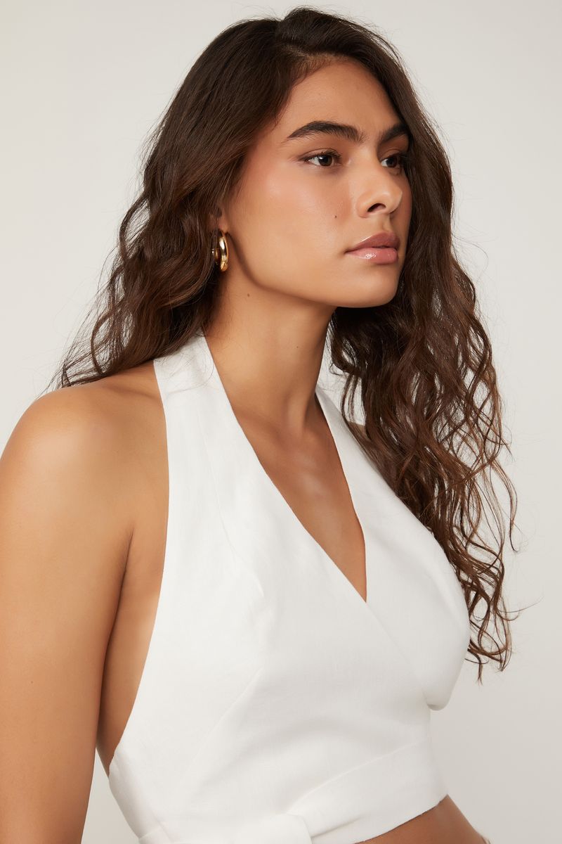52105160_0003_4-TOP-CROPPED-CACHECOUER-DE-LINHO-DECOTE-FRENTE-UNICA-OFF-WHITE