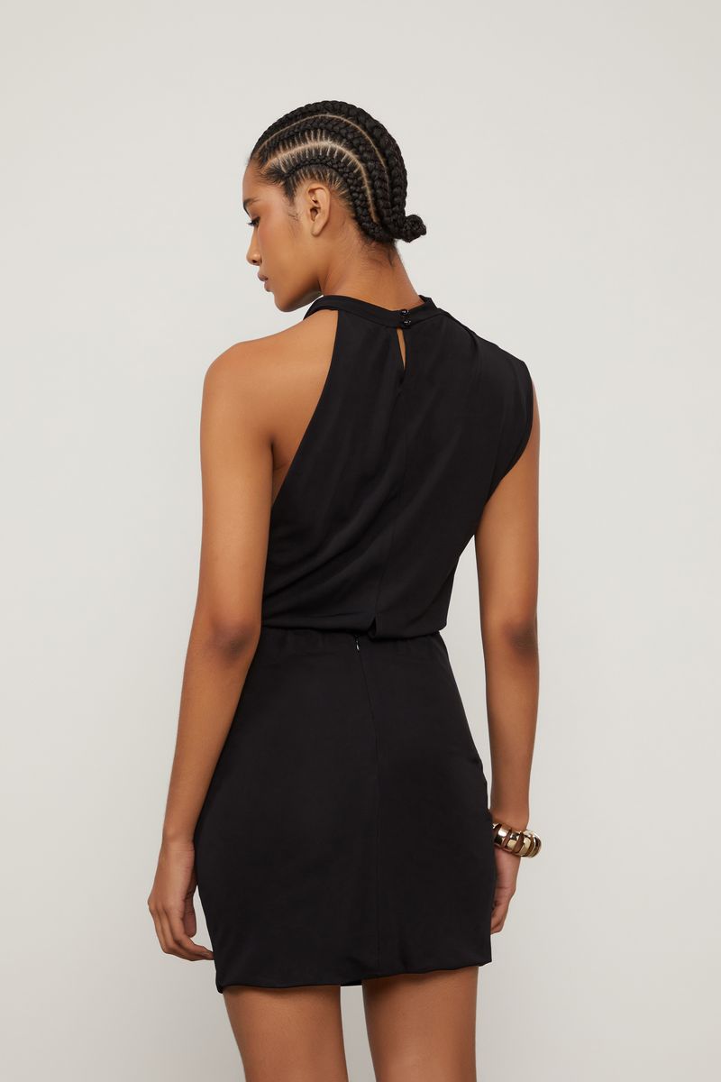07206587_0005_3-VESTIDO-DE-JERSEY-CURTO-PRETO-COM-GOLA-LENCO